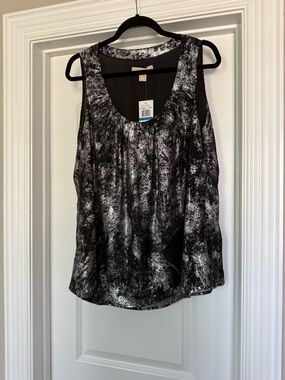 Michael Kors Black and Silver Printed Scoop Neck Camisole with flyaway detail.